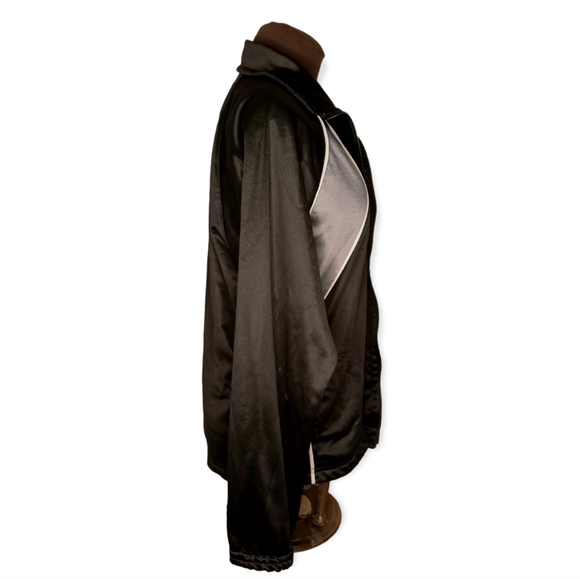 Nike vintage zip up jacket with  guitar strings  on side with logo  black satin. - Picture 4 of 11